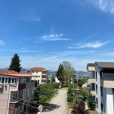 Joud Apartman