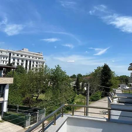 Joud Apartman