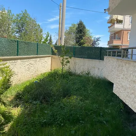 Joud Apartman *